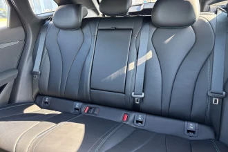 Vehicle Thumbnail 16