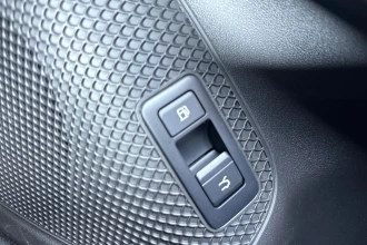 Vehicle Thumbnail 26