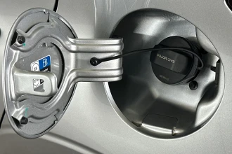 Vehicle Thumbnail 16