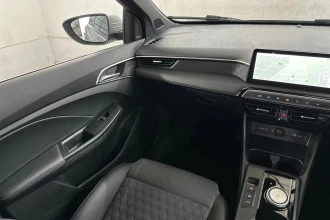 Vehicle Thumbnail 30