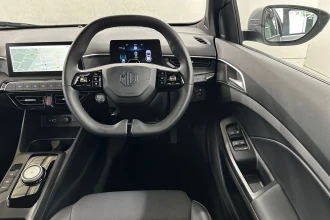 Vehicle Thumbnail 32