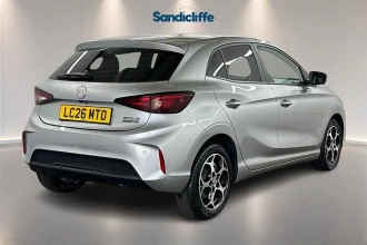 Vehicle Thumbnail 4