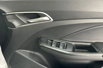Vehicle Thumbnail 40