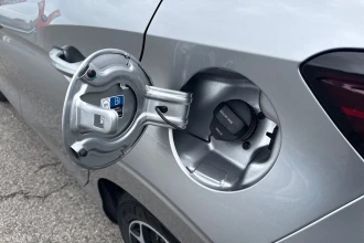 Vehicle Thumbnail 16