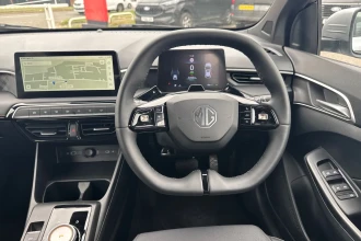 Vehicle Thumbnail 32