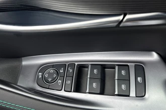 Vehicle Thumbnail 33