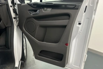 Vehicle Thumbnail 24