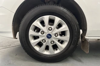 Vehicle Thumbnail 11