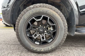 Vehicle Thumbnail 33