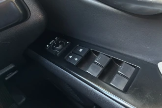 Vehicle Thumbnail 40