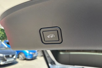 Vehicle Thumbnail 16