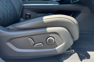 Vehicle Thumbnail 28