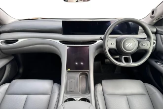Vehicle Thumbnail 11