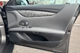 Vehicle Thumbnail 25