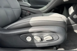 Vehicle Thumbnail 28