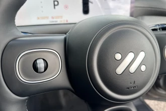 Vehicle Thumbnail 35