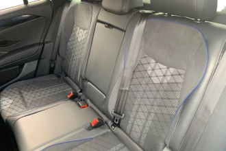 Vehicle Thumbnail 15
