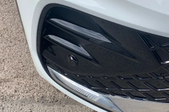 Vehicle Thumbnail 18