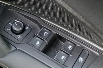 Vehicle Thumbnail 39