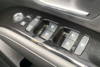 Vehicle Thumbnail 28