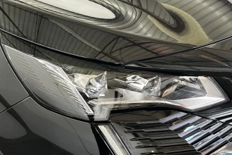 Vehicle Thumbnail 14