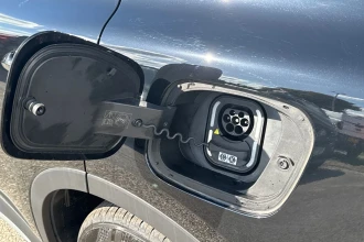 Vehicle Thumbnail 16