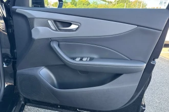 Vehicle Thumbnail 46