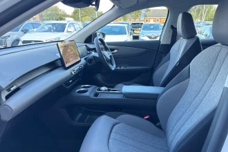 Vehicle Thumbnail 26