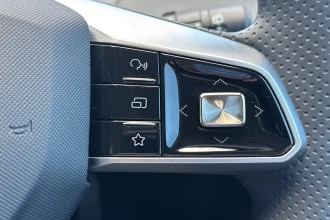 Vehicle Thumbnail 34