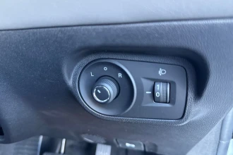 Vehicle Thumbnail 42