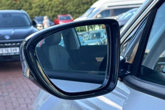 Vehicle Thumbnail 50