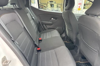 Vehicle Thumbnail 20