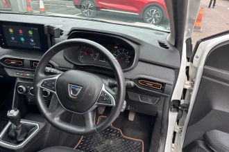 Vehicle Thumbnail 23