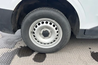 Vehicle Thumbnail 4