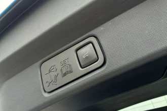 Vehicle Thumbnail 18