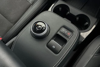 Vehicle Thumbnail 39