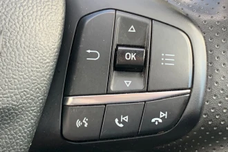 Vehicle Thumbnail 30