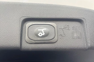 Vehicle Thumbnail 26