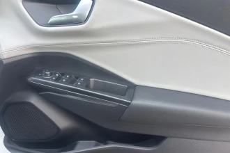 Vehicle Thumbnail 49