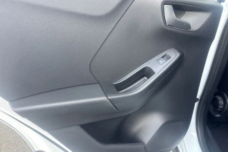 Vehicle Thumbnail 51