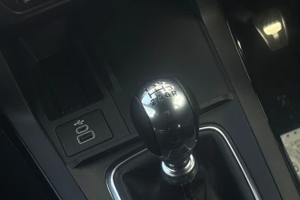 Vehicle Thumbnail 44
