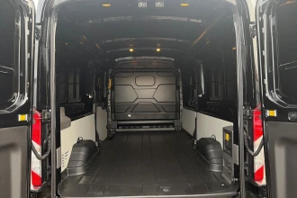 Vehicle Thumbnail 17