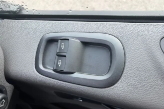 Vehicle Thumbnail 27