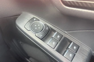 Vehicle Thumbnail 24