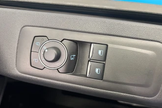 Vehicle Thumbnail 24