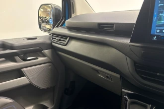 Vehicle Thumbnail 32
