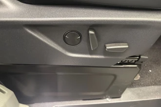 Vehicle Thumbnail 23