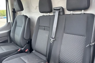 Vehicle Thumbnail 15