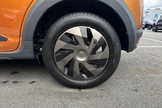 Vehicle Thumbnail 10