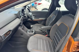 Vehicle Thumbnail 26